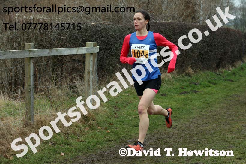 Senior and veteran womens 2018 Durham Cathedral Cross Country Relay. Photo:  David T. Hewitson/Sports for All Pics